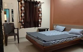Hotel Laxmi Sadan